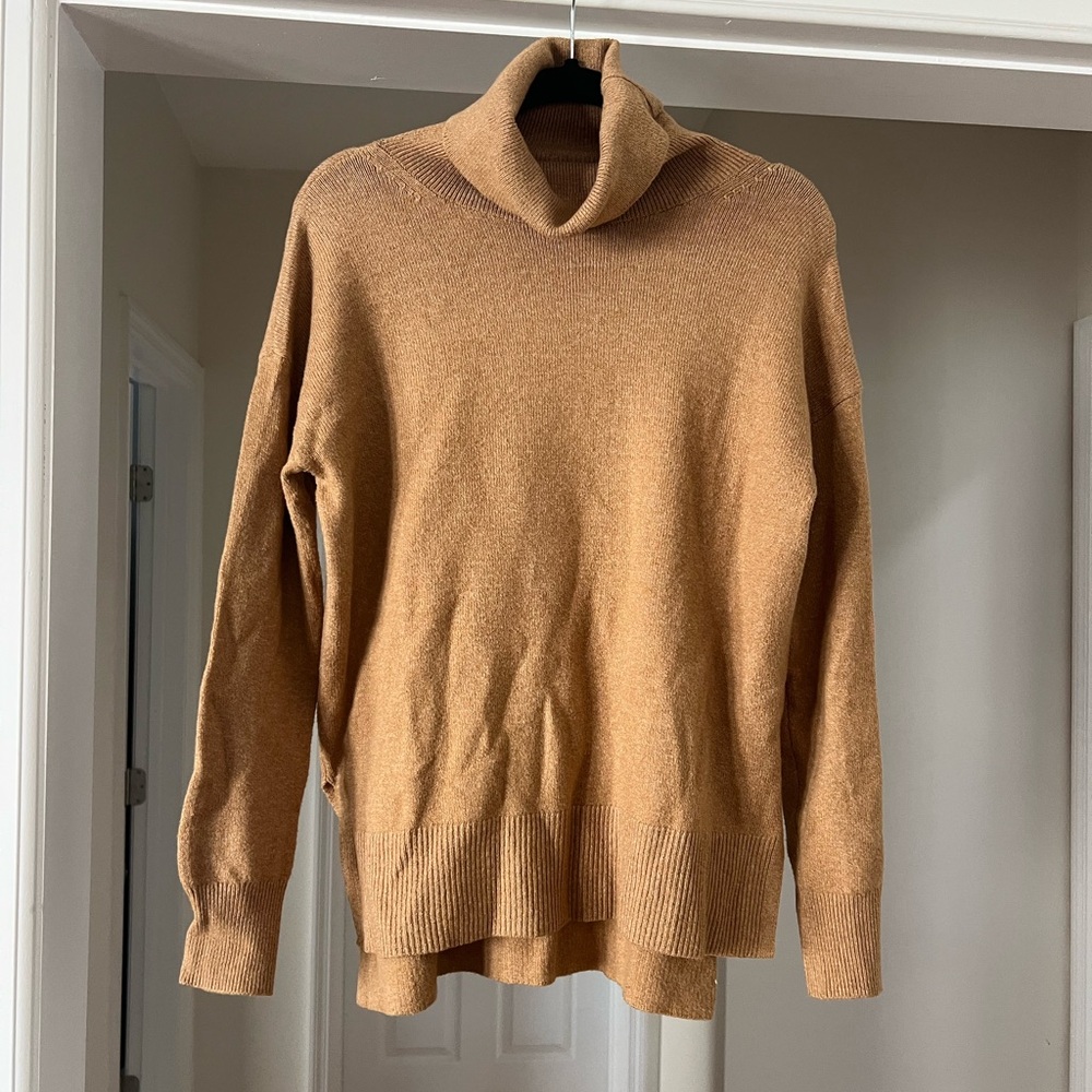 Banana republic turtleneck sweater